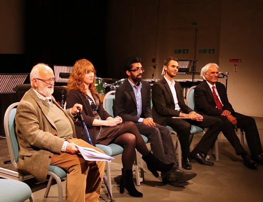 Kausikan avec David Ward, Oonagh Devoy, Suren et Rohan de Saram après Arias and Cadenzas, 2017